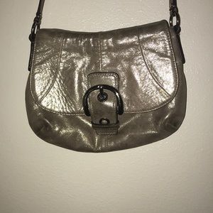 Crossbody silver metallic bag